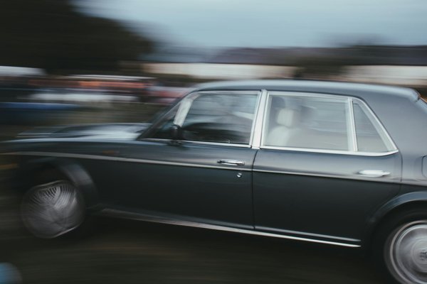 Quels sont les meilleurs systèmes de refroidissement pour une moto électrique en conditions extrêmes ?